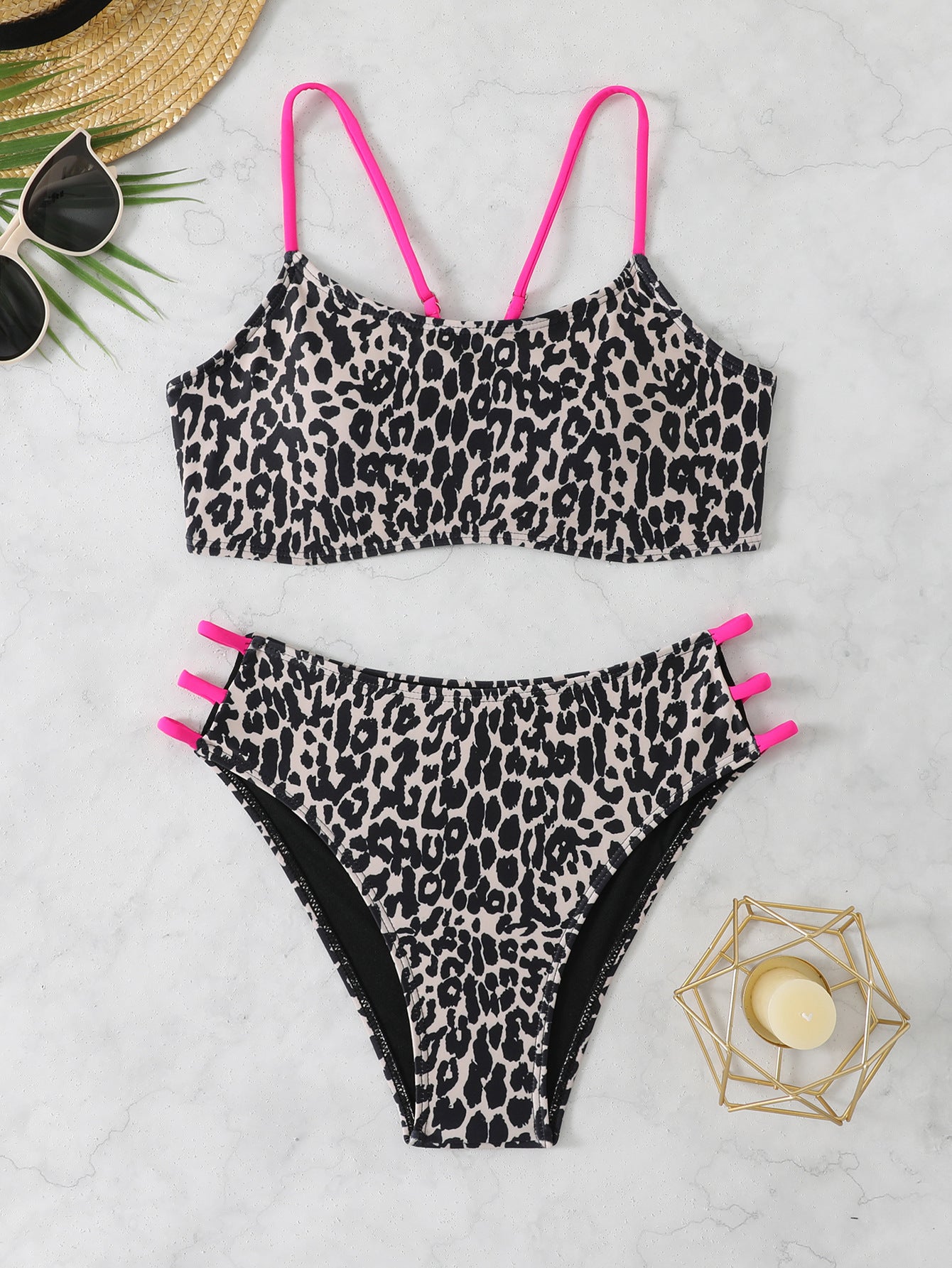 Sexy Two-Piece Separated Bikini Swimsuit for Women